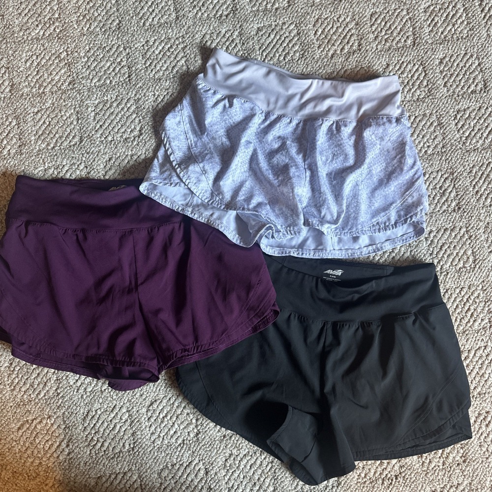Avia Women's Running Shorts Size small (4-6) with Lining 3 pair EUC